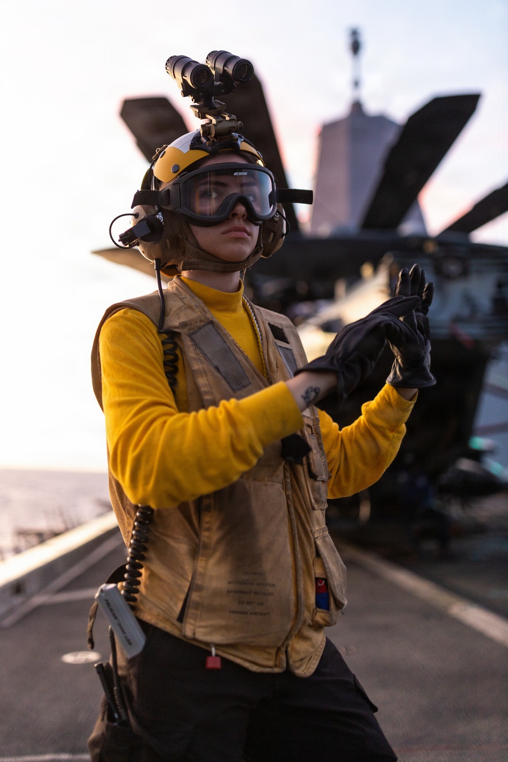 11th MEU Marines, Sailors conduct flight deck operations aboard USS Portland