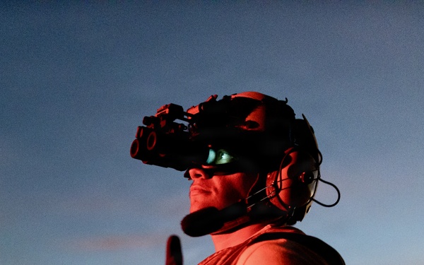 11th MEU Marines, Sailors conduct flight deck operations aboard USS Portland