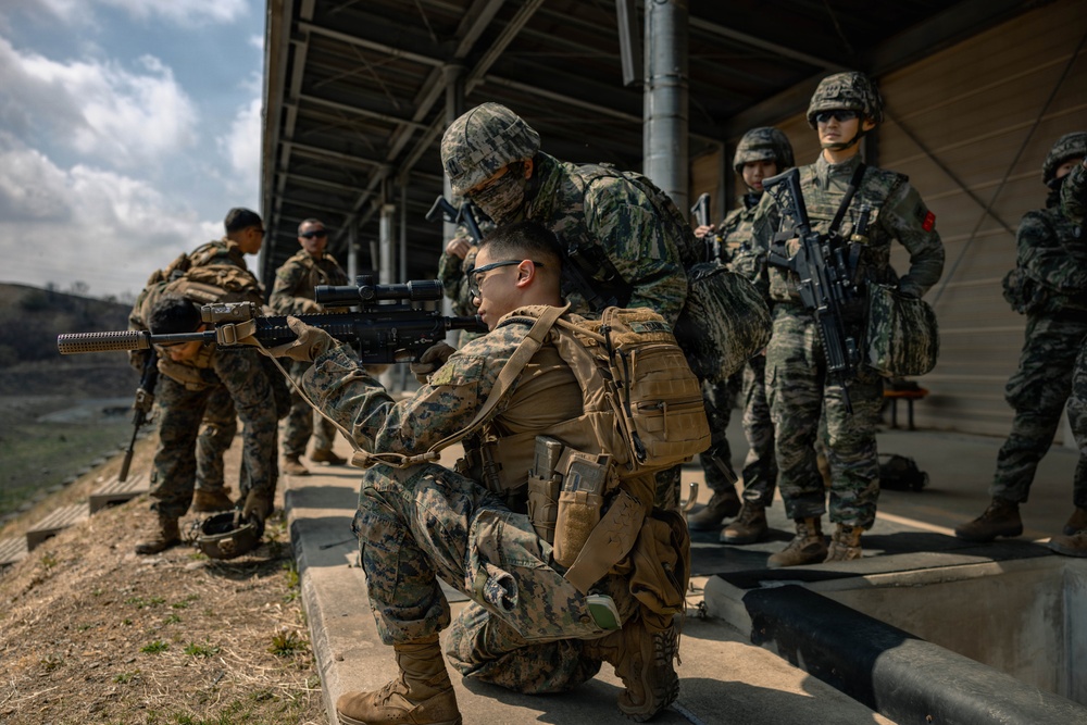 U.S. Marines Conduct Bilateral Live Fire During KMEP 26.1