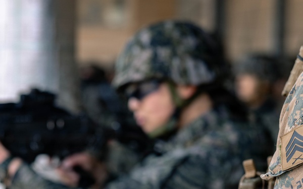 U.S. Marines Conduct Bilateral Live Fire During KMEP 26.1