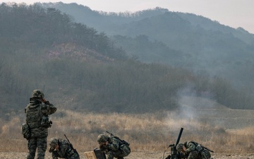 U.S. Marines and ROK Marines Fire Mortars During KMEP 26.1
