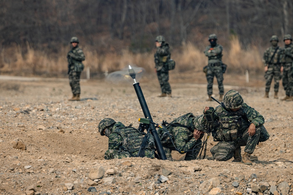 U.S. Marines and ROK Marines Fire Mortars During KMEP 26.1