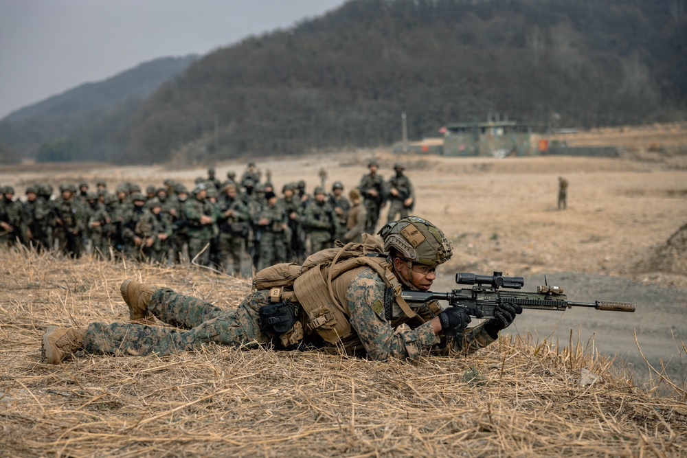 U.S. Marines Rehearse Dry Fire Squad Attacks During KMEP 26.1