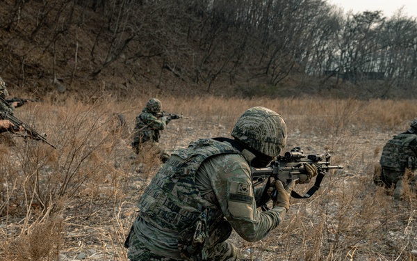 U.S. Marines Rehearse Dry Fire Squad Attacks During KMEP 26.1