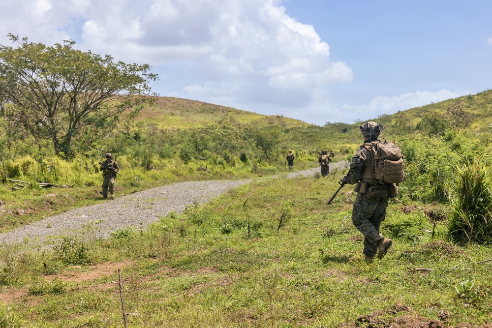 22nd MEU (SOC) | LAR Conducts Maneuver and Patrol Training at Camp Santiago