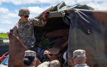 Hawaii National Guard assists Waialua community with flood debris removal