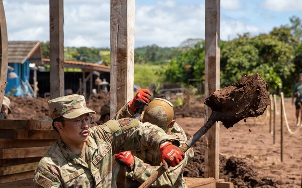 Hawaii National Guard assists Waialua community with flood debris removal