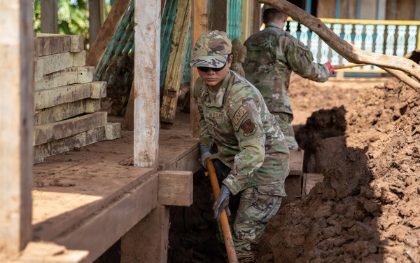 Hawaii National Guard assists Waialua community with flood debris removal