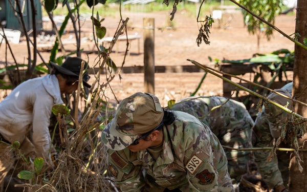 Hawaii National Guard assists Waialua community with flood debris removal