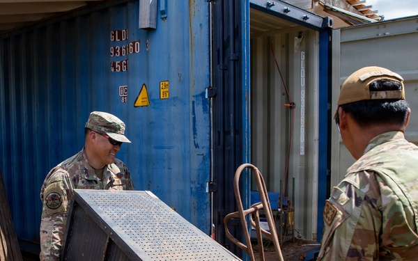 Hawaii National Guard assists Waialua community with flood debris removal