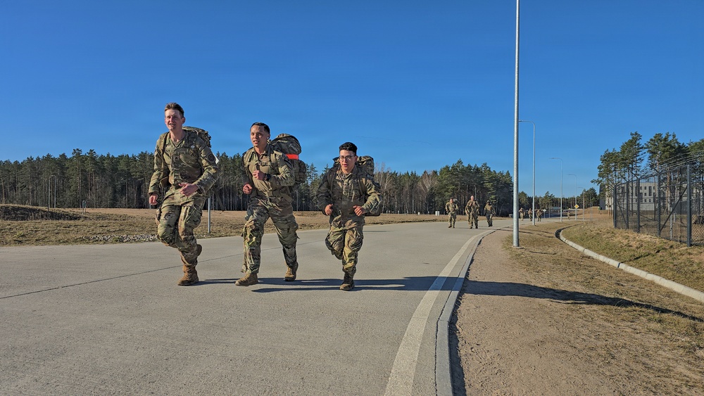 U.S. Solders earn German Armed Forces Proficiency Badge on deployment in Lithuania