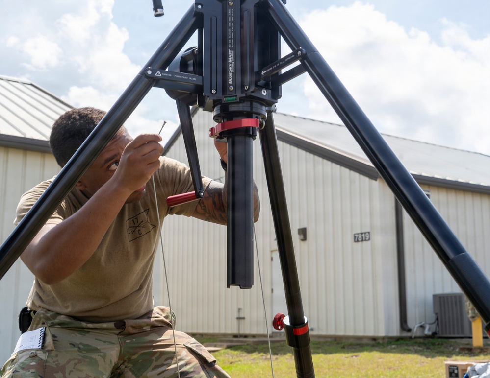 101st Airborne Division Soldier Enhances Battlefield Reach with AEVEX ATLAS Technology at JRTC