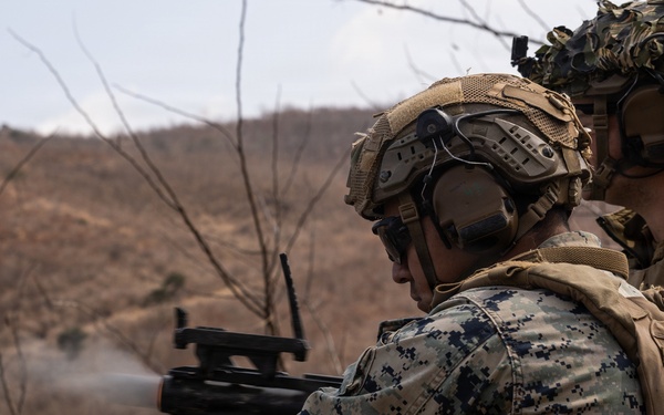 U.S. Marines with 12th LCT Execute Bilateral Live-Fire Range: Day 4