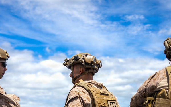 11th MEU Marines, Sailors Conduct Defense of the Amphibious Task Force