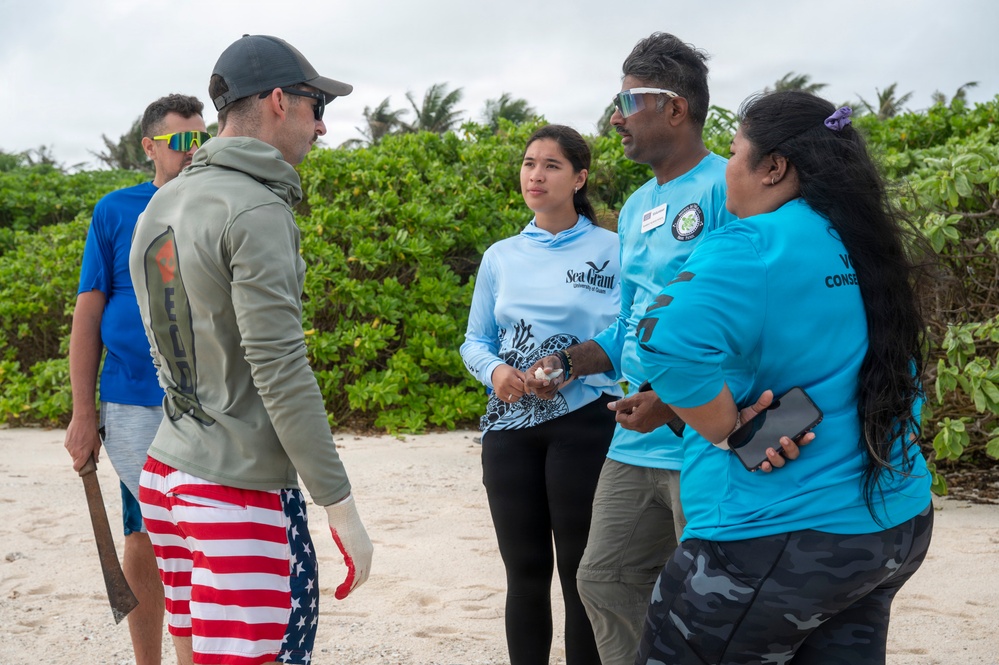 Team Andersen helps restore critical habitat during beach cleanup
