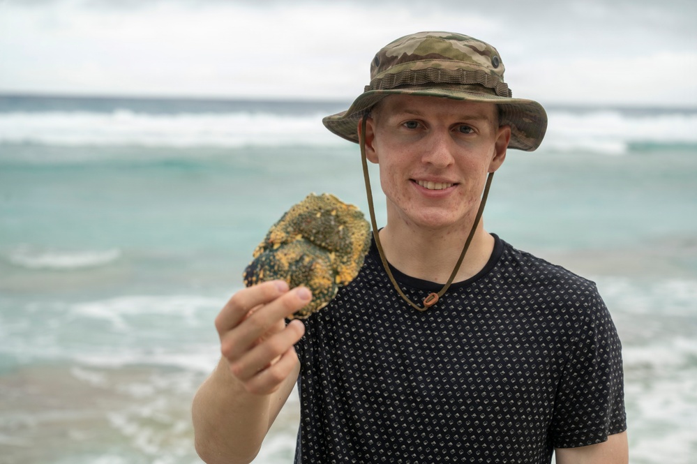 Team Andersen helps restore critical habitat during beach cleanup