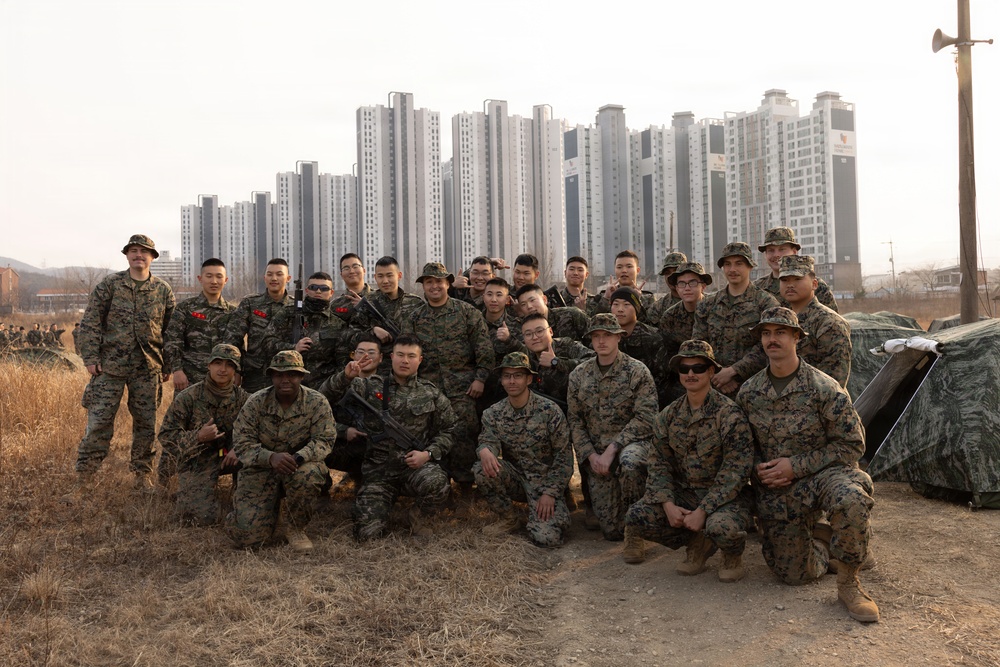 KMEP 26.1 | ROK Marines Welcome 12th LCT’s Charlie Company During KMEP
