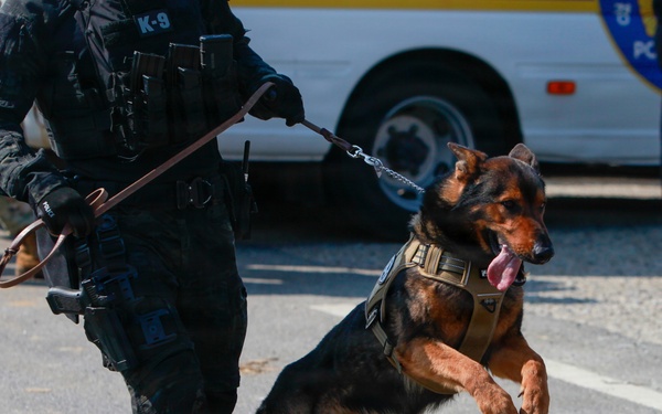 ROK SWAT, U.S Army Garrison Humphrey's personnel conduct joint explosive training