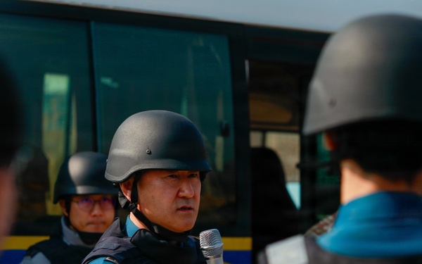 ROK SWAT, U.S Army Garrison Humphrey's personnel conduct joint explosive training