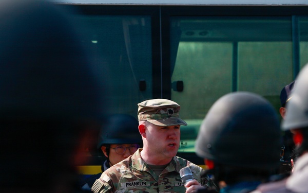 ROK SWAT, U.S Army Garrison Humphrey's personnel conduct joint explosive training