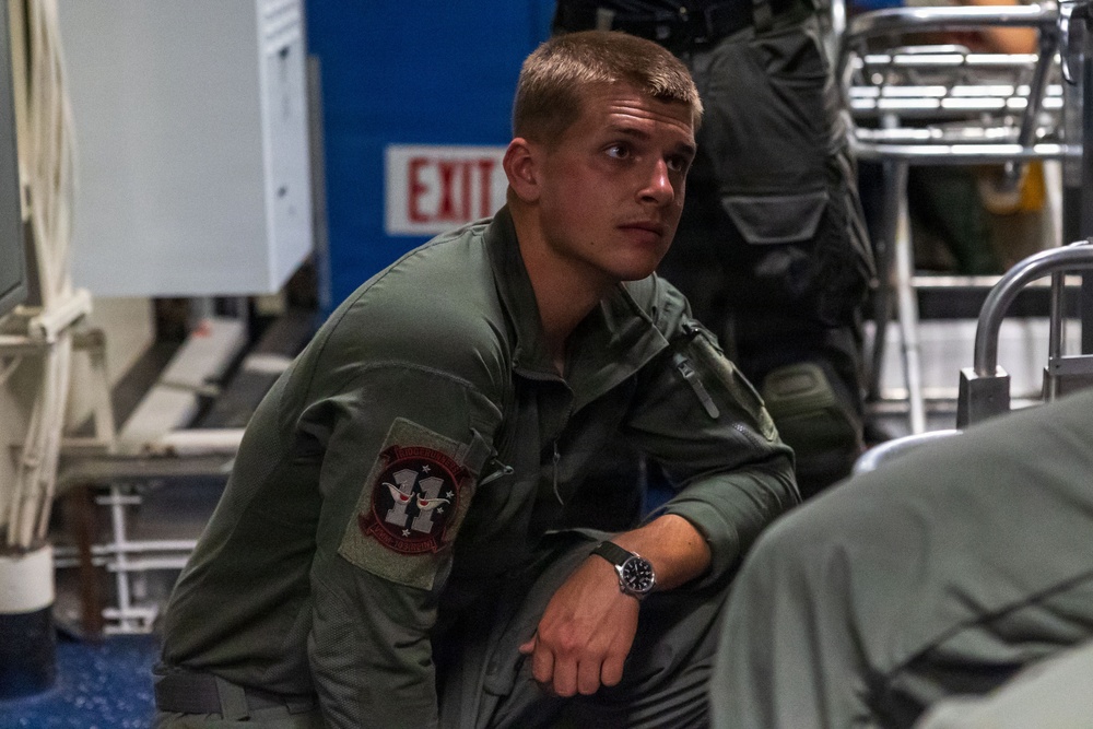 11th MEU Marines, Sailors Conduct Tactical Combat Casualty Care Training Aboard USS Boxer