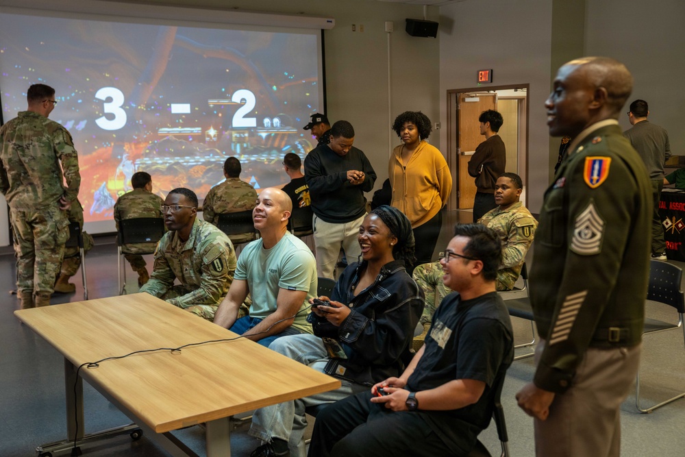 1SIG BDE Signal Month: 1st Signal Brigade Soldiers compete in Video Game Tournament.