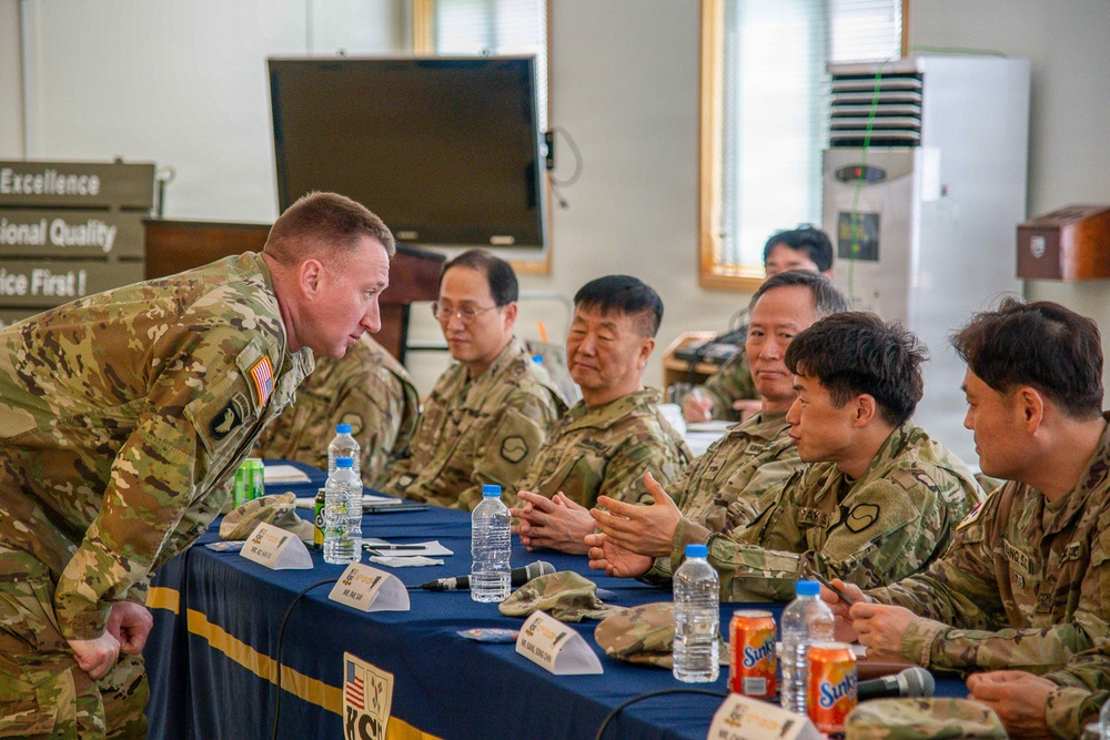 During the KSC Senior Leader Engagement, Col. R. Scott Carpenter, commander of U.S. Army Materiel Support Command – Korea, visited to thank personnel and hold a Q&amp;A session with battalion leaders on operational concerns.