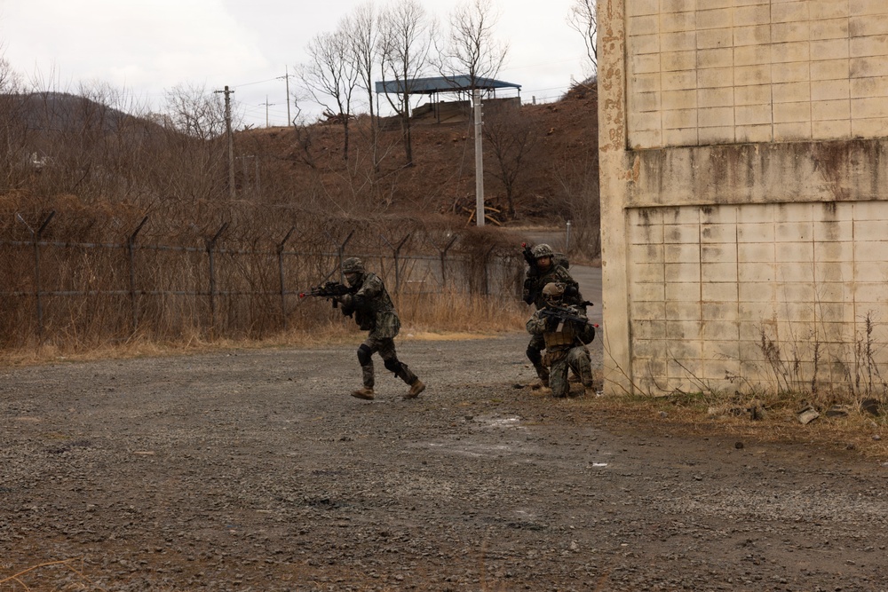 KMEP 26.1 | U.S. Marines with 12th LCT and ROK Marines Exchange Urban Operations Tactics