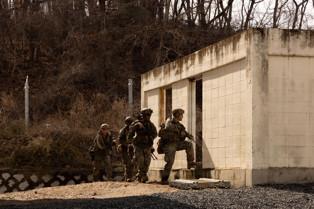 KMEP 26.1 | U.S. Marines with 12th LCT and ROK Marines Exchange Urban Operations Tactics