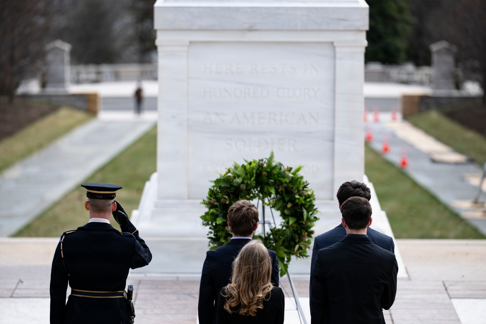 Students From the United States Senate Youth Program Visit Arlington National Cemetery