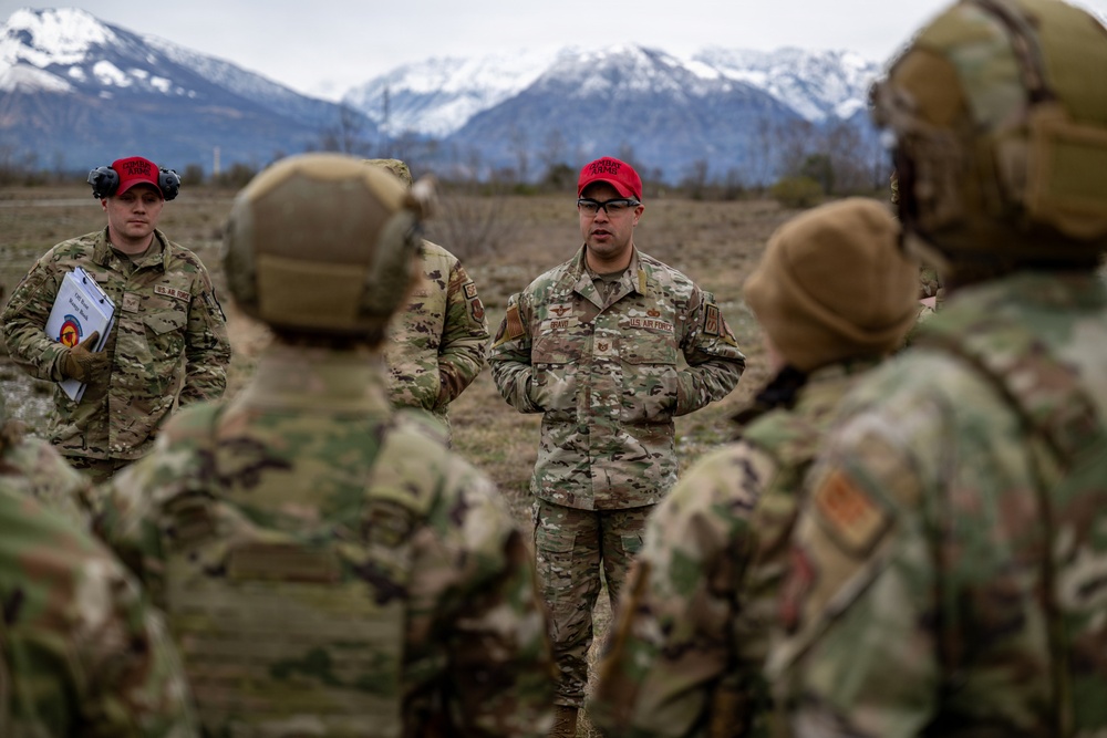 31st SFS Conducts M240B and SMASH 2000L Training