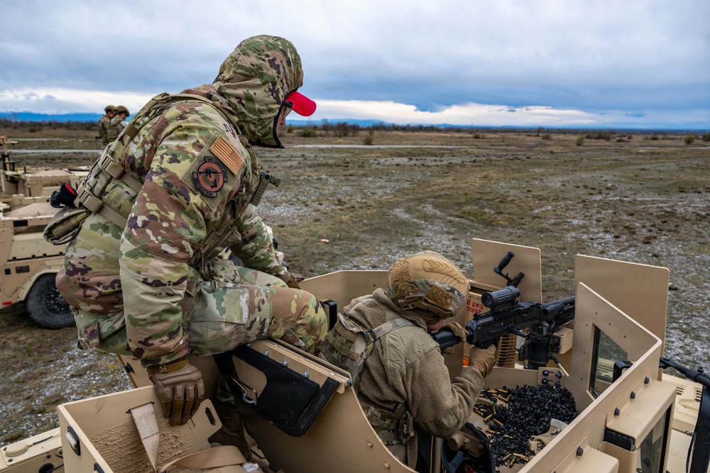 31st SFS Conducts M240B and SMASH 2000L Training