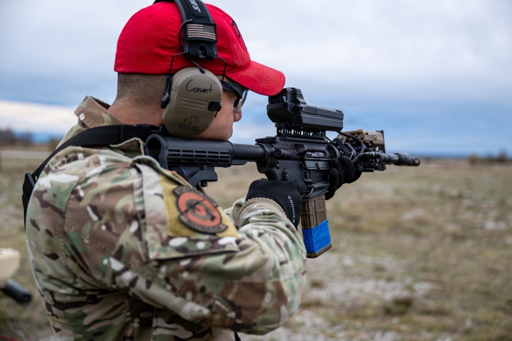 31st SFS Conducts M240B and SMASH 2000L Training