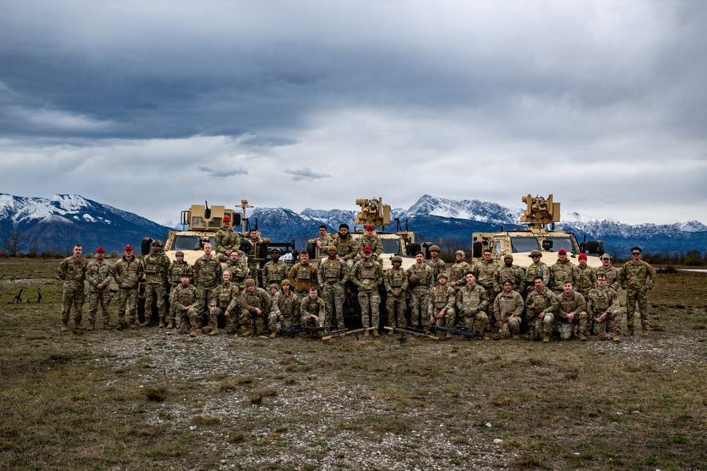 31st SFS Conducts M240B and SMASH 2000L Training