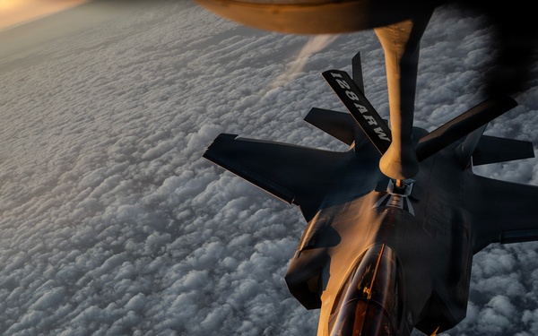 KC-135 Stratotanker refuels Fighter Aircraft during Operation Epic Fury