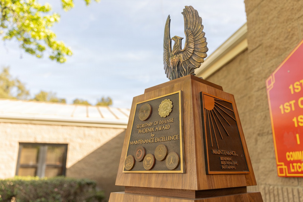 1st Maint. Bn., 1st MLG, is Awarded the 2025 Secretary of War Phoenix Award for Maintenance Excellence