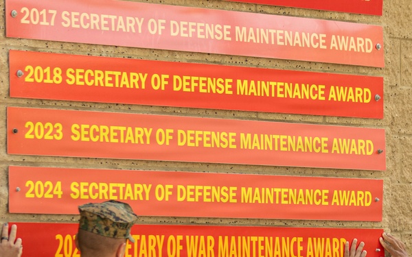 1st Maint. Bn., 1st MLG, is Awarded the 2025 Secretary of War Phoenix Award for Maintenance Excellence