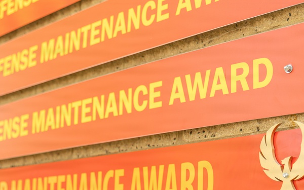 1st Maint. Bn., 1st MLG, is Awarded the 2025 Secretary of War Phoenix Award for Maintenance Excellence