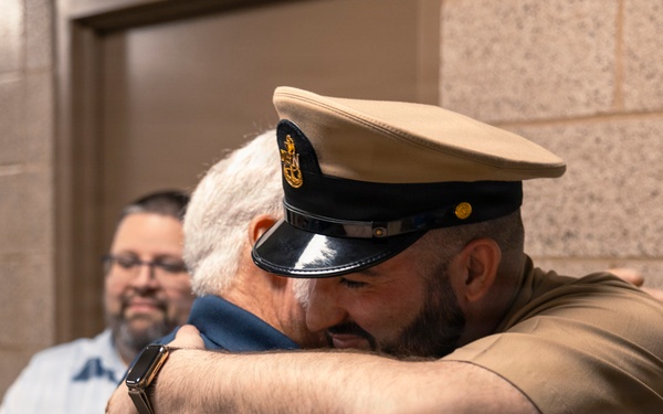 Radioman 1st Class Mark Hardy Receives Long-Overdue Navy and Marine Corps Achievement Award