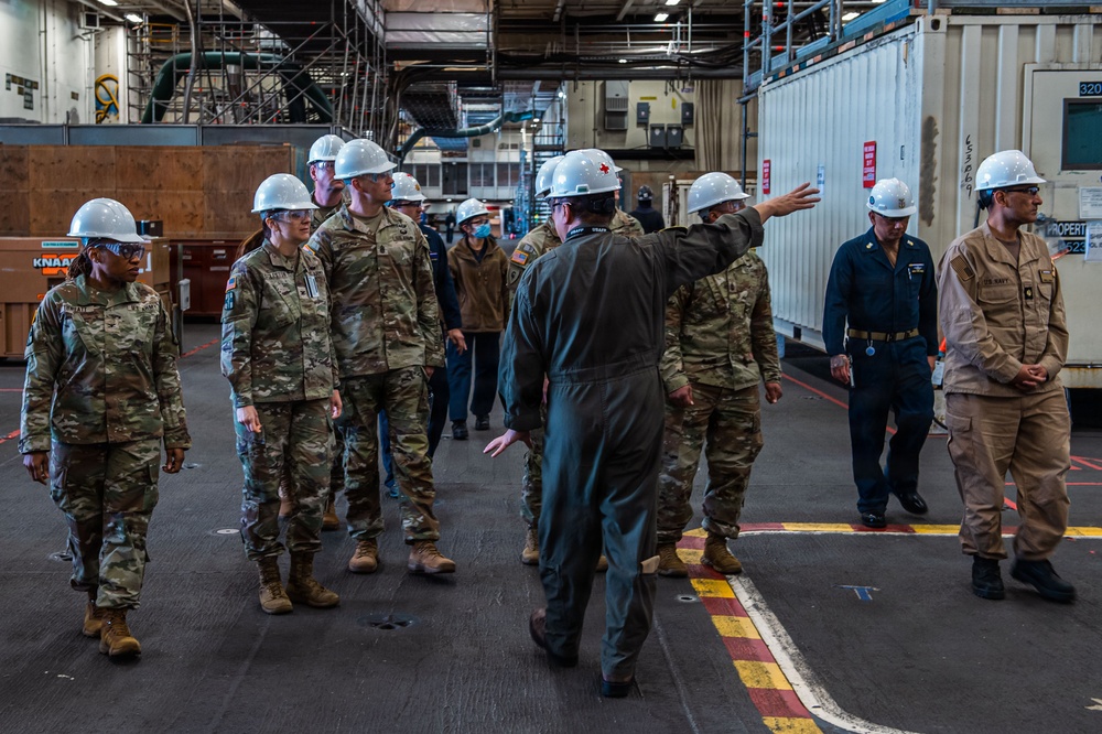 U.S. Army (I) Corps tours USS Ronald Reagan (CVN 76)