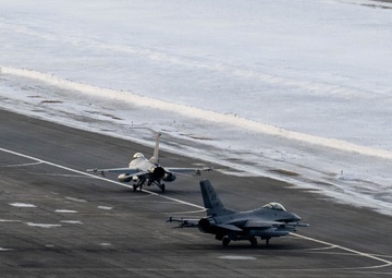 Alaskan NORAD Region operates from remote Alaska airfield