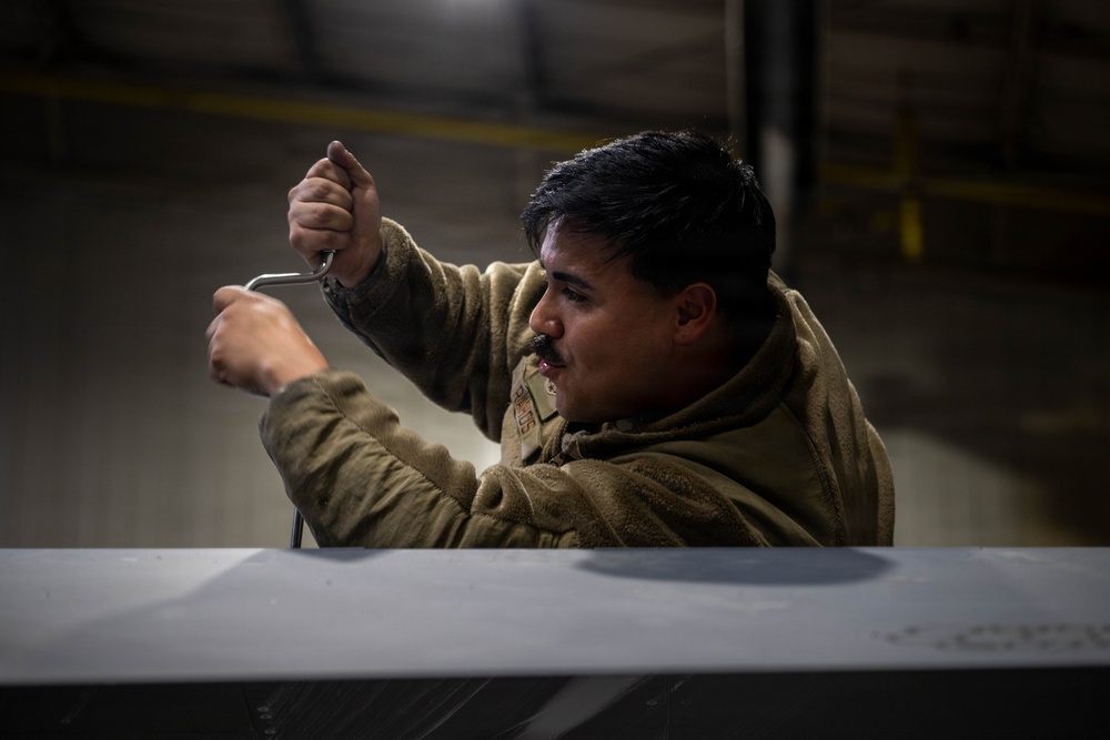 4th Fighter Wing Around-The-Clock Maintenance