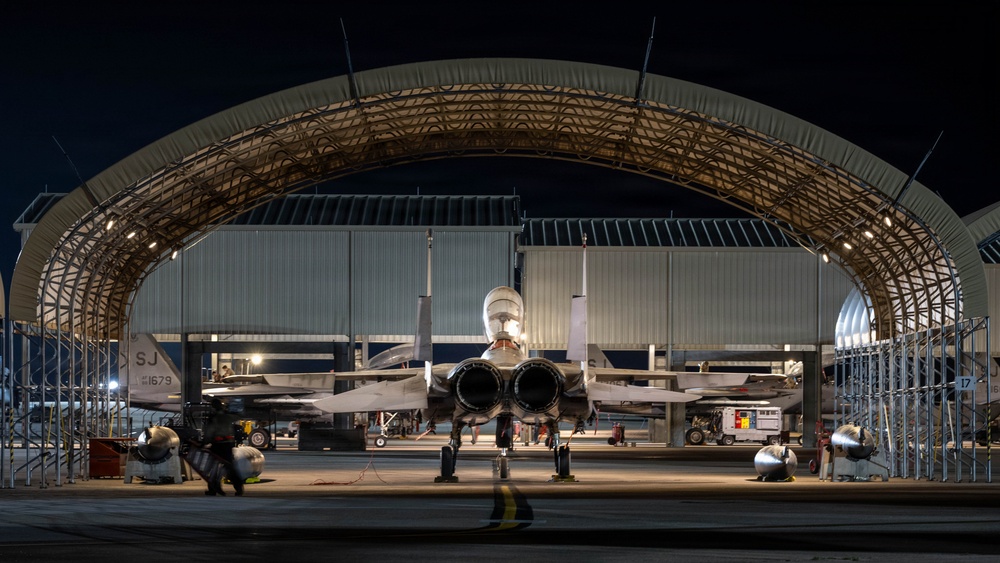 4th Fighter Wing Around-The-Clock Maintenance