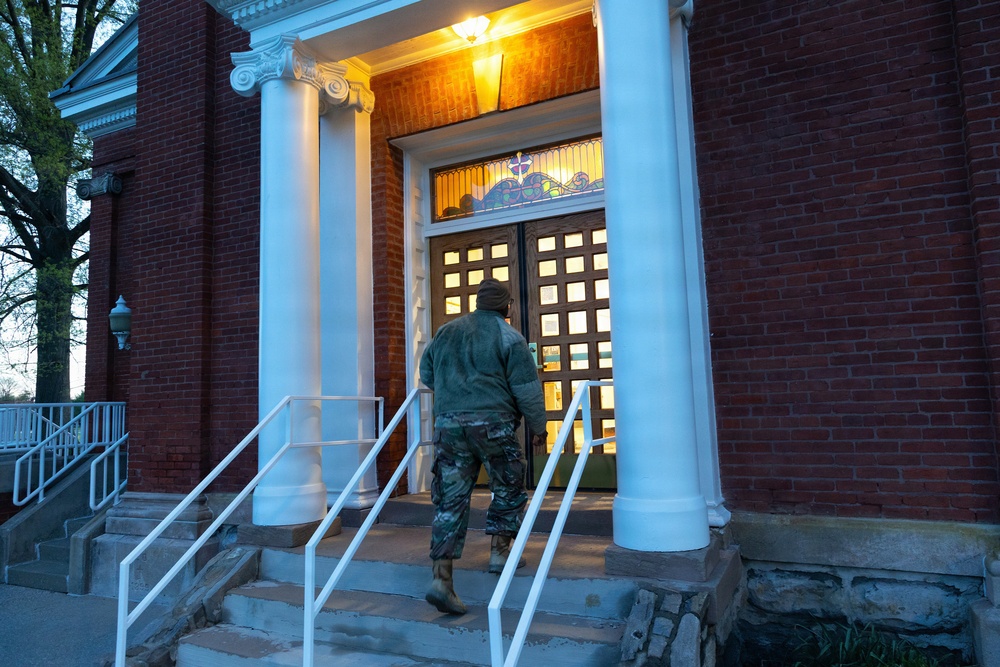 Fort Knox celebrates Easter Sunday with sunrise Main Post Chapel service