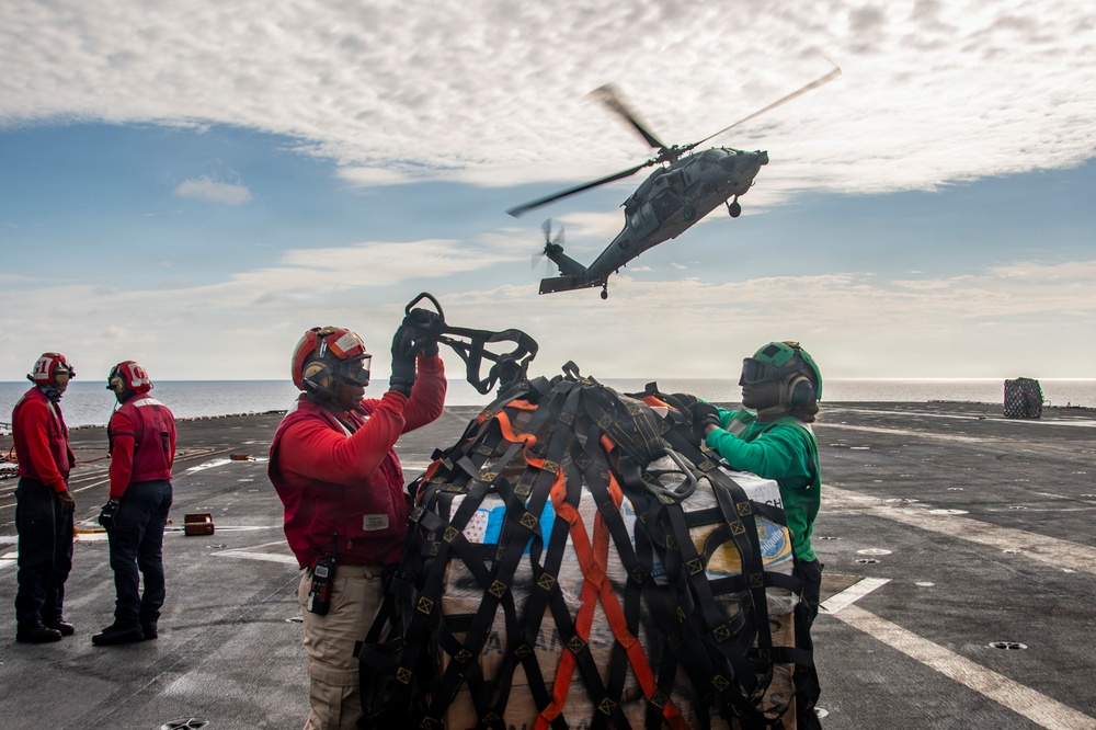 Nimitz Conducts Vertical Replenishment-at-Sea