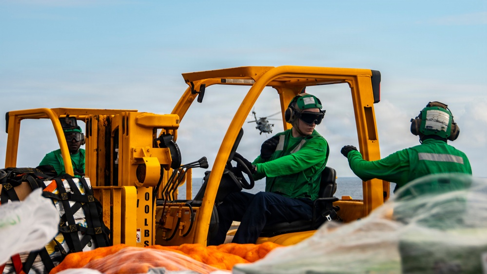 Nimitz Conducts Vertical Replenishment-at-Sea