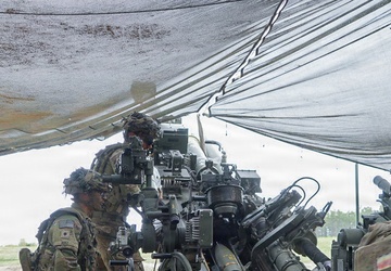 320th Field Artillery Conducts Live Fire During JRTC Rotation