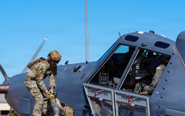 Steadfast Line conducts FARP with OA-1K