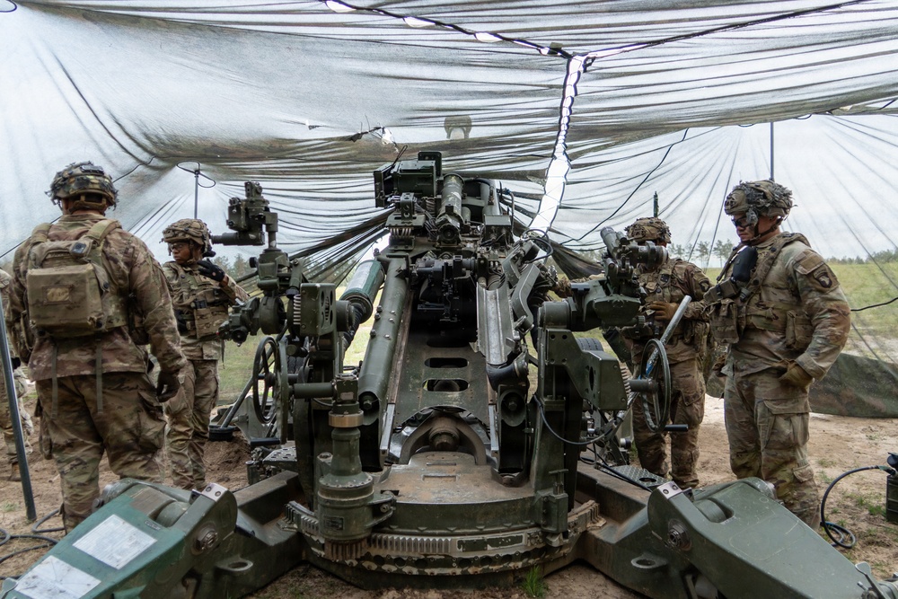 320th Field Artillery Conducts Live Fire During JRTC Rotation