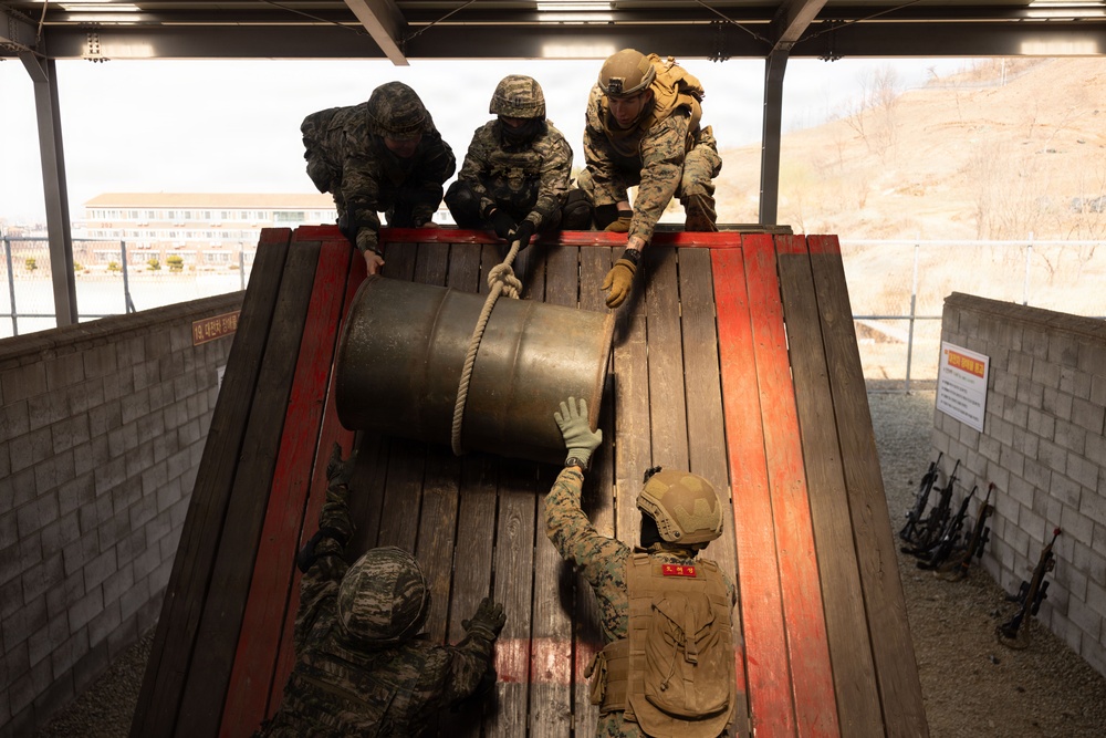 KMEP 26.1 | U.S. Marines with 12th LCT and ROK Marines Execute a Leadership Course